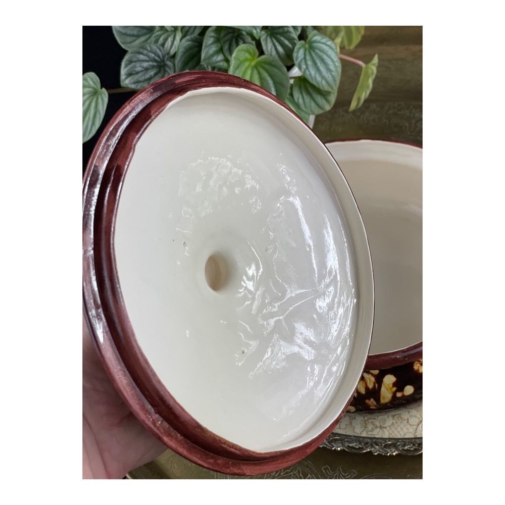 Vintage 70s Handcrafted Bean Pot With Lid Brown Tan Retro Decor Serveware - Picture 4 of 7